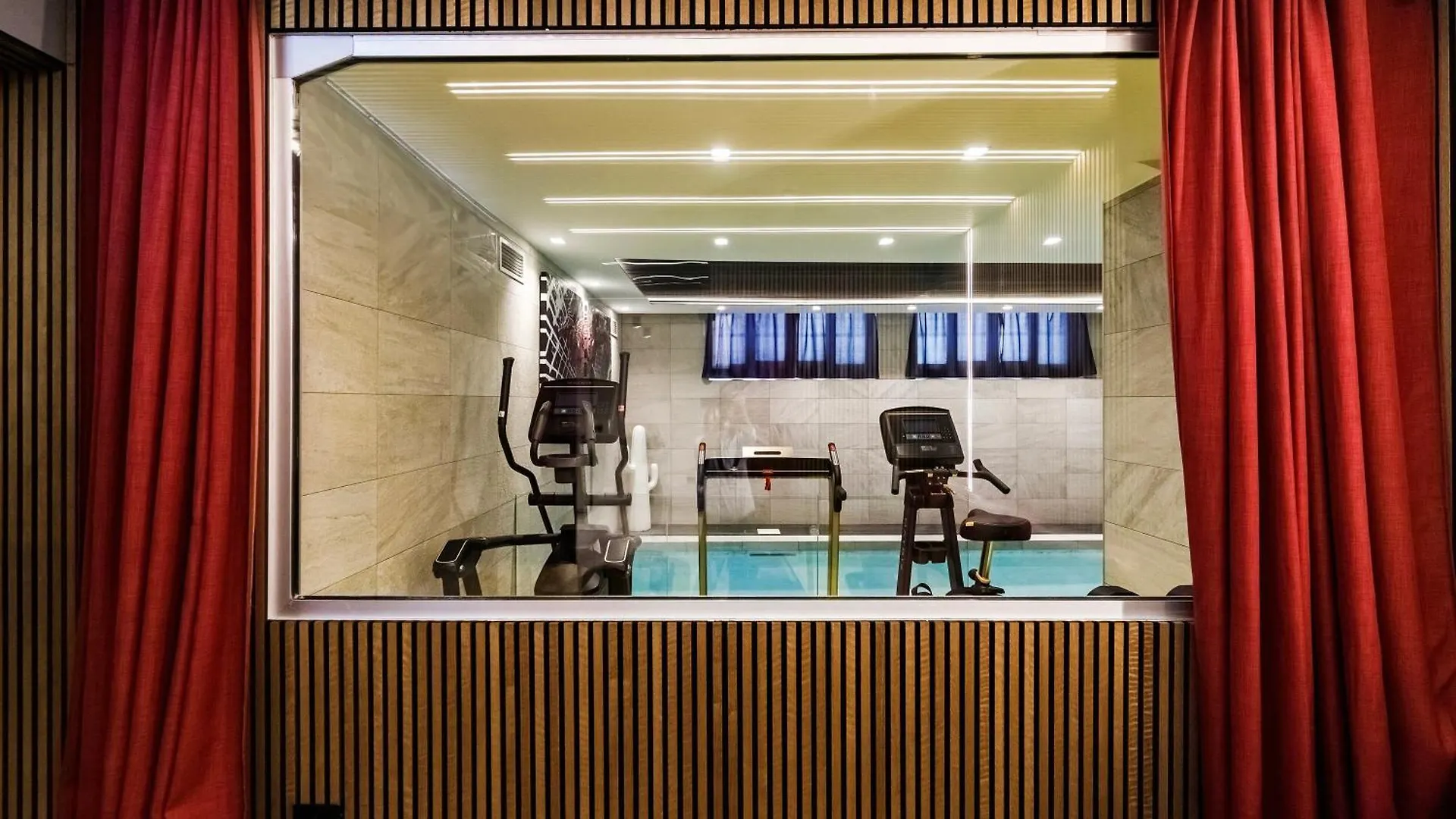 N18 Luxury Boutique Apartment With A Private Pool & Spa Milan