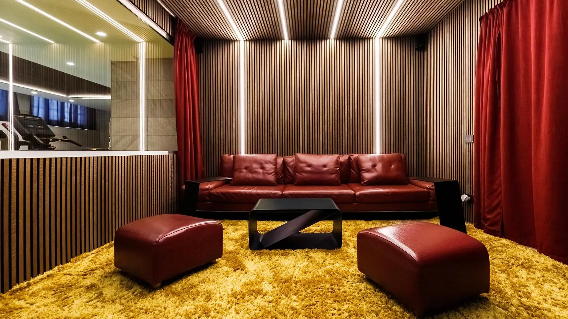 N18 Luxury Boutique Apartment With A Private Pool & Spa Milan