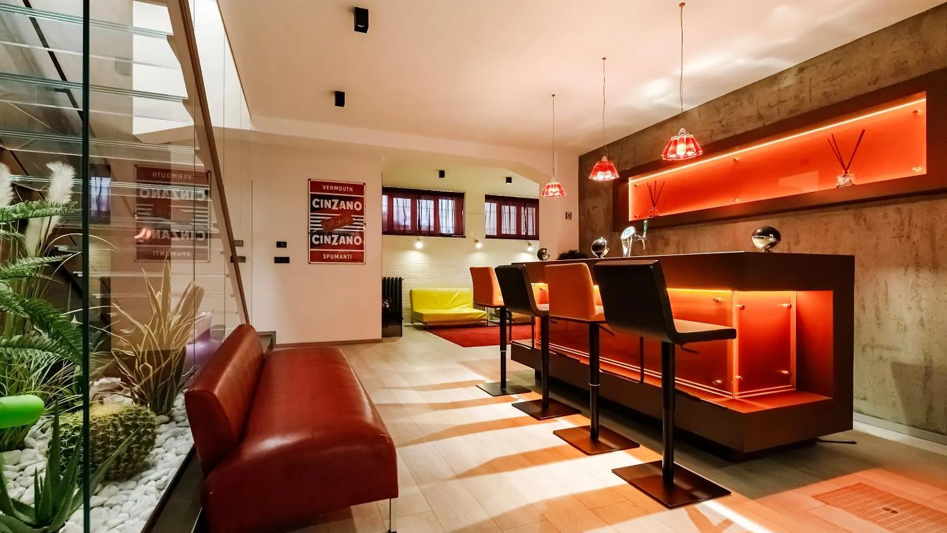 N18 Luxury Boutique Apartment With A Private Pool & Spa Milan Italy