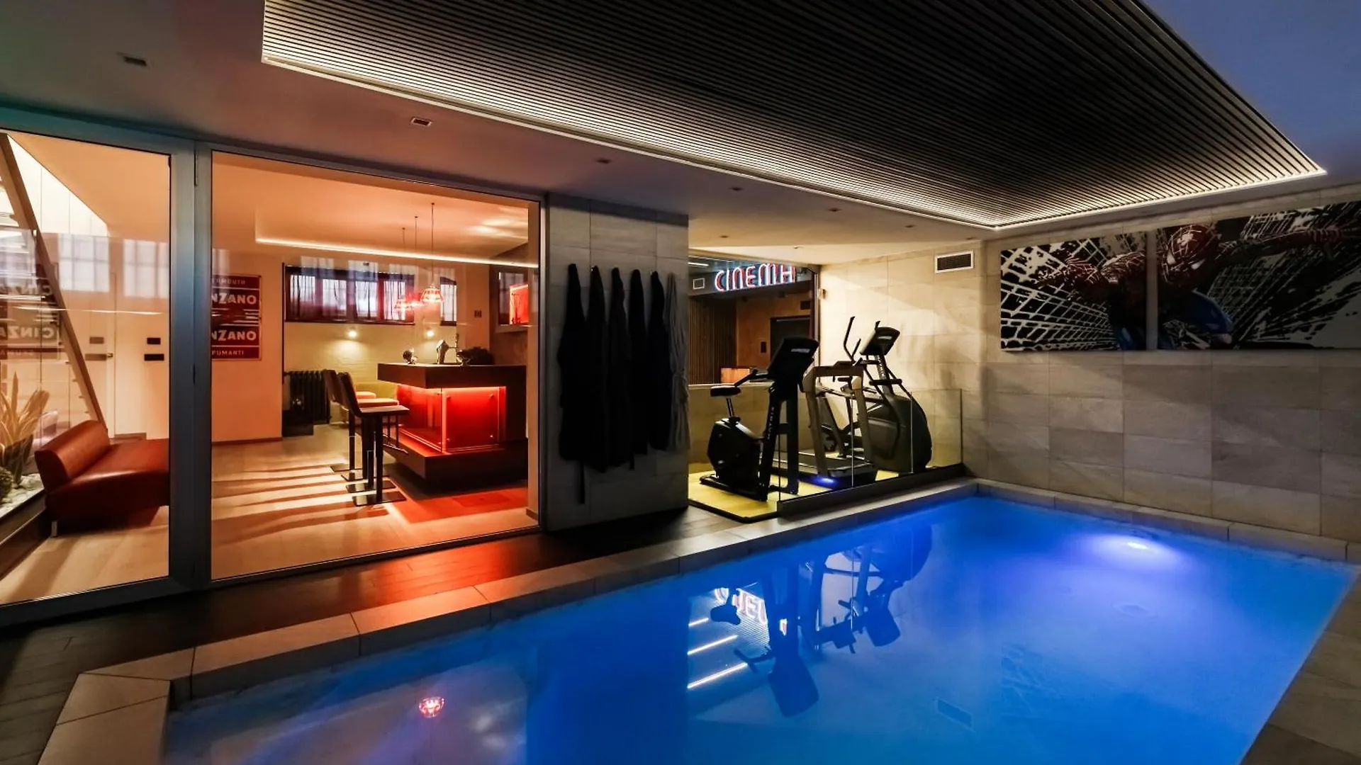 N18 Luxury Boutique Apartment With A Private Pool & Spa Milan
